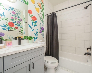1504 Evelyn Street - Photo Thumbnail 12