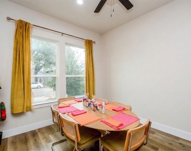1504 Evelyn Street - Photo Thumbnail 4
