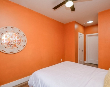 1504 Evelyn Street - Photo Thumbnail 11