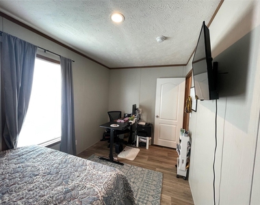 20410 Telge Road - Photo Thumbnail 12