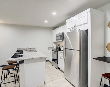 3448 Elgin Street - Photo Thumbnail 2