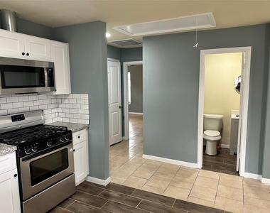 6911 Bauman Road - Photo Thumbnail 7