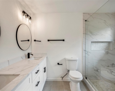 3923 Alsace Street - Photo Thumbnail 15