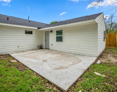 3923 Alsace Street - Photo Thumbnail 27