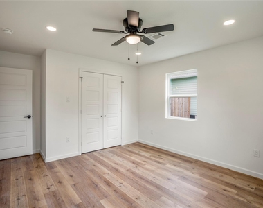 3923 Alsace Street - Photo Thumbnail 22