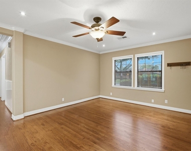 4406 Marlborough Drive - Photo Thumbnail 15