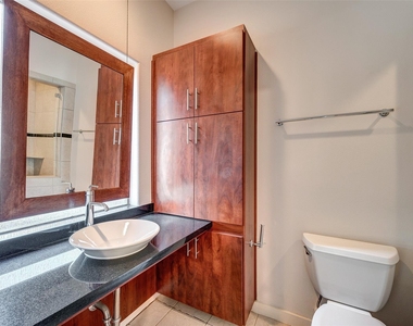 1729 Reinerman Street - Photo Thumbnail 8