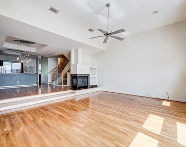 1729 Reinerman Street - Photo Thumbnail 12