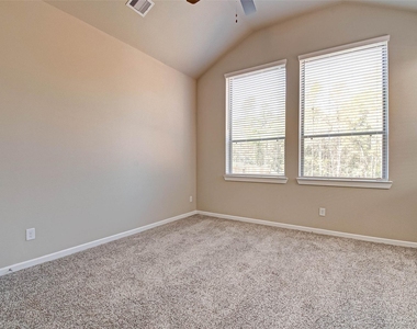 315 N Spotted Fern Drive - Photo Thumbnail 23
