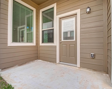 315 N Spotted Fern Drive - Photo Thumbnail 41
