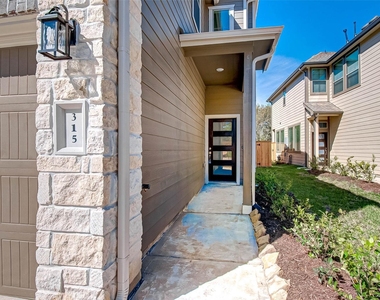 315 N Spotted Fern Drive - Photo Thumbnail 1