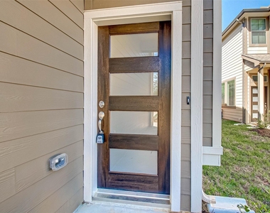 315 N Spotted Fern Drive - Photo Thumbnail 2