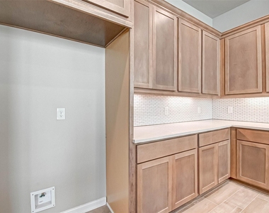 315 N Spotted Fern Drive - Photo Thumbnail 15