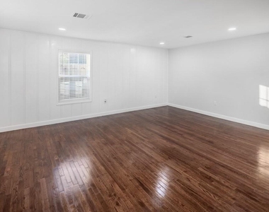 3234 Berry Street - Photo Thumbnail 8