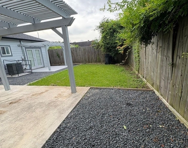 3234 Berry Street - Photo Thumbnail 38
