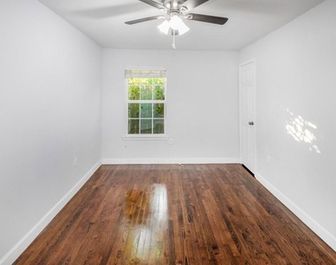 3234 Berry Street - Photo Thumbnail 17