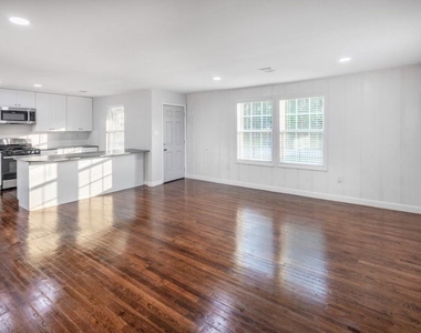 3234 Berry Street - Photo Thumbnail 7