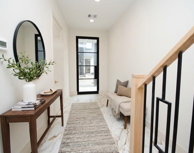 6312 Illinois Street - Photo Thumbnail 3