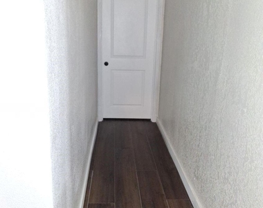 5401 Doolittle Boulevard - Photo Thumbnail 6