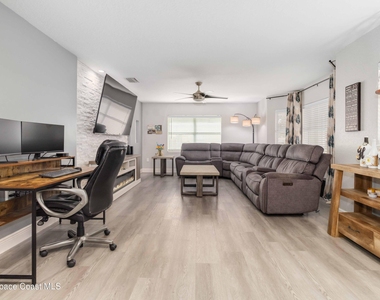 1149 Scyphers Street Ne - Photo Thumbnail 5