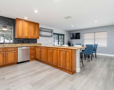 1149 Scyphers Street Ne - Photo Thumbnail 13