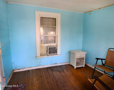 317 Pineda Street - Photo Thumbnail 17