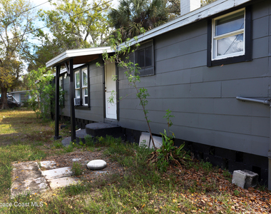 317 Pineda Street - Photo Thumbnail 16