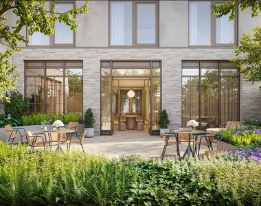 East 50 Street - Photo Thumbnail 7