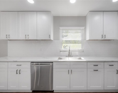 6901 S Fitzgerald Street - Photo Thumbnail 16