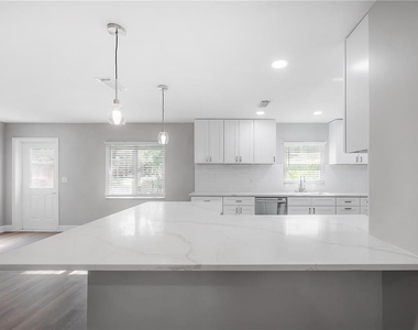 6901 S Fitzgerald Street - Photo Thumbnail 24