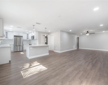 6901 S Fitzgerald Street - Photo Thumbnail 26