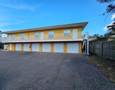 119 N Evergreen Avenue - Photo Thumbnail 2