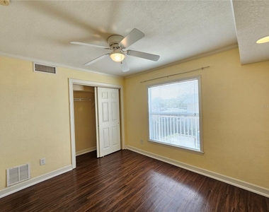 119 N Evergreen Avenue - Photo Thumbnail 12