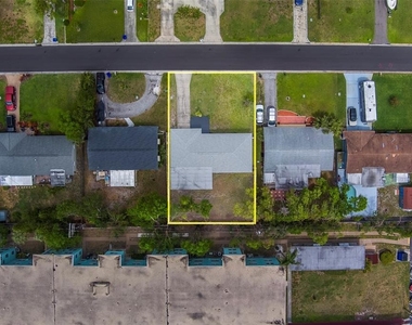 11424 79th Avenue - Photo Thumbnail 59
