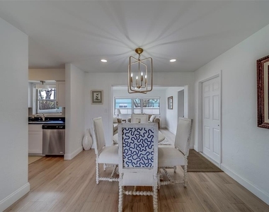 11424 79th Avenue - Photo Thumbnail 9