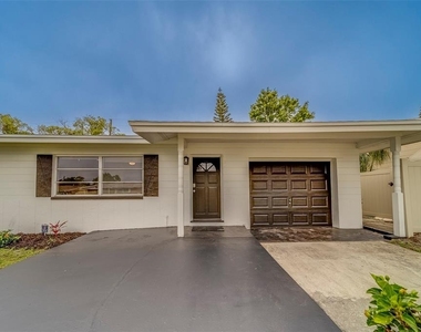 11424 79th Avenue - Photo Thumbnail 2