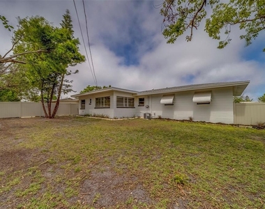 11424 79th Avenue - Photo Thumbnail 41