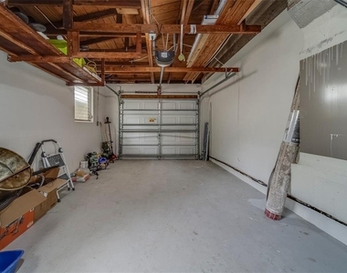 11424 79th Avenue - Photo Thumbnail 35