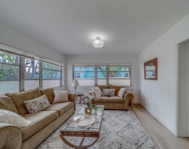 11424 79th Avenue - Photo Thumbnail 18