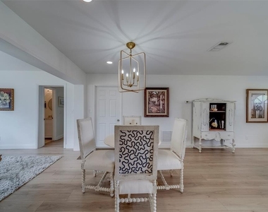 11424 79th Avenue - Photo Thumbnail 10