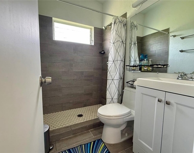 3460 Normandy Drive - Photo Thumbnail 10