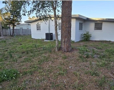 1634 Banyan Drive - Photo Thumbnail 14
