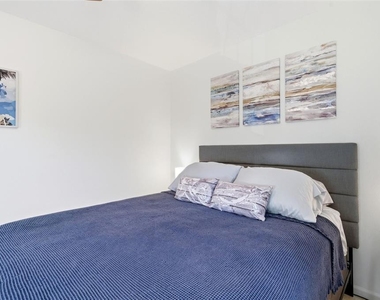 5174 Beach Drive Se - Photo Thumbnail 23