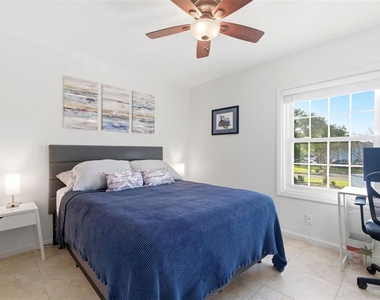 5174 Beach Drive Se - Photo Thumbnail 22