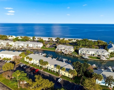 5174 Beach Drive Se - Photo Thumbnail 42