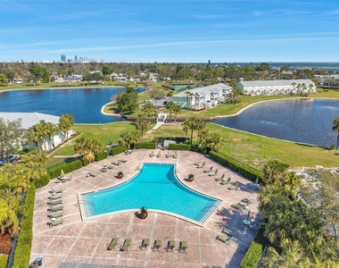 5174 Beach Drive Se - Photo Thumbnail 59