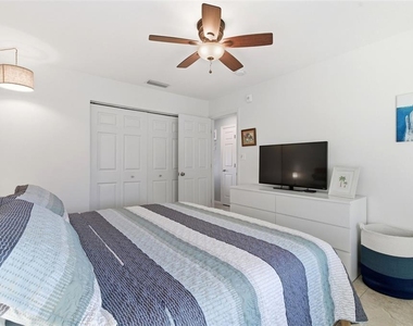 5174 Beach Drive Se - Photo Thumbnail 20