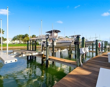 5174 Beach Drive Se - Photo Thumbnail 32