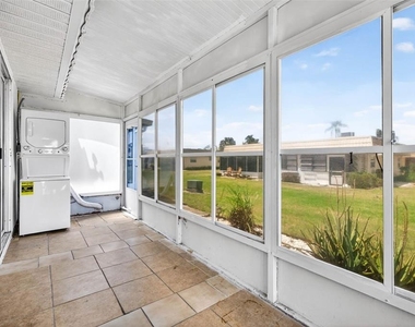 1801 Bedford Lane - Photo Thumbnail 18