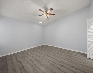 10441 Sw 85th Court - Photo Thumbnail 10